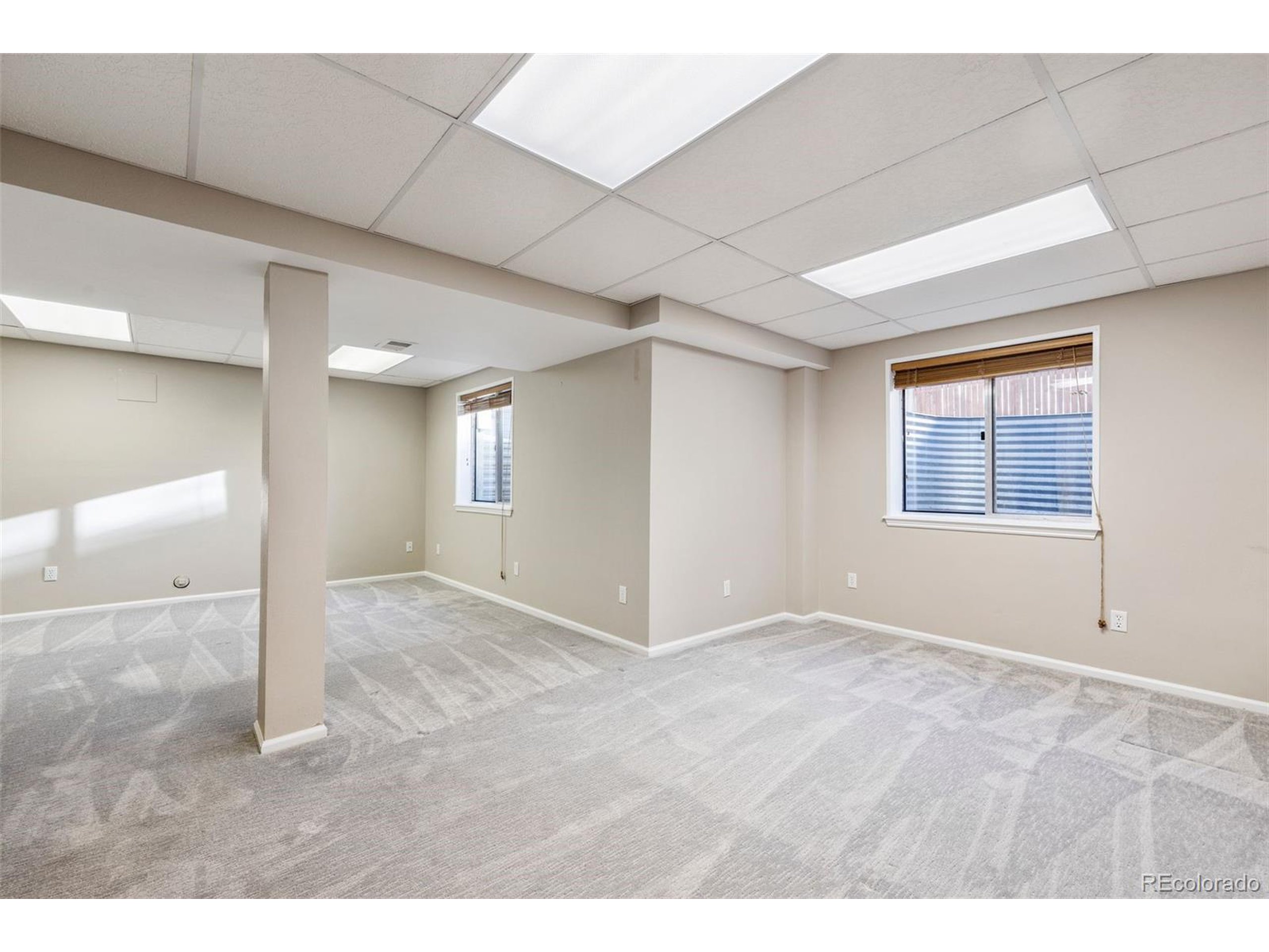 1367 Lambert Cir