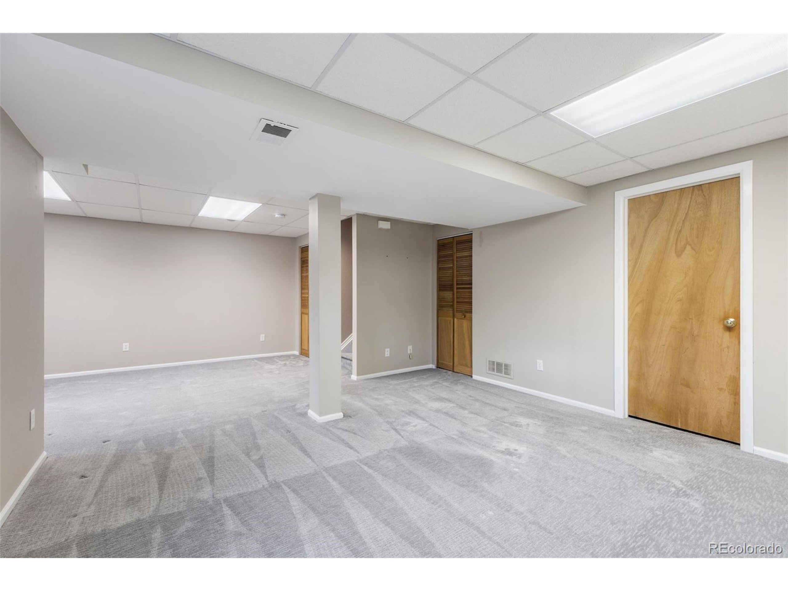 1367 Lambert Cir