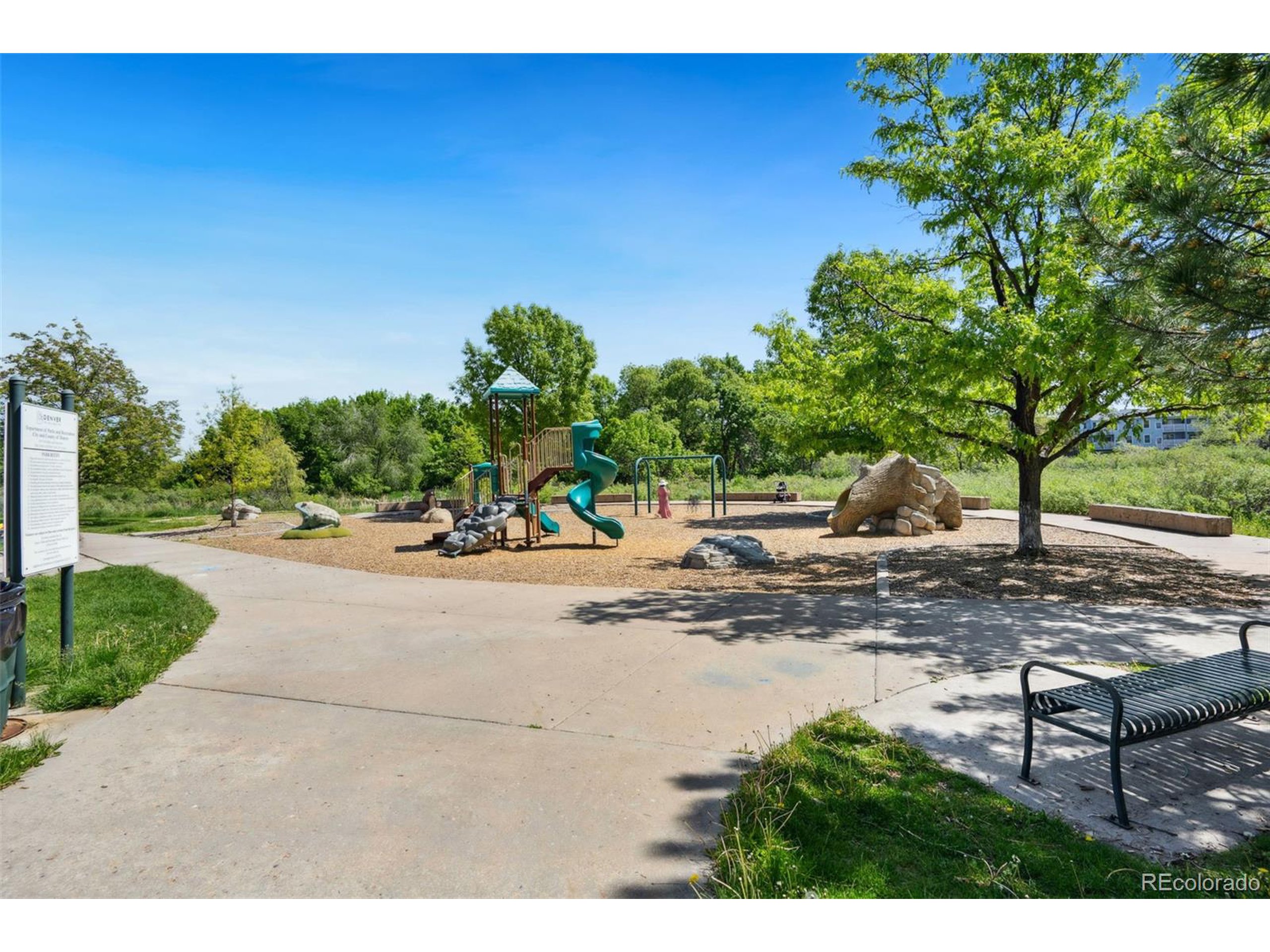 7040 E Girard Ave 207