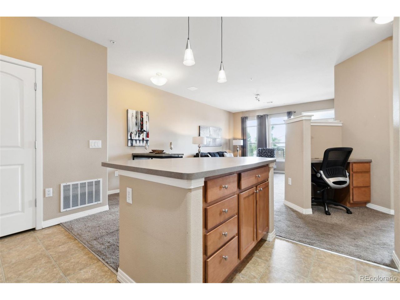 10176 Park Meadows Dr 2114