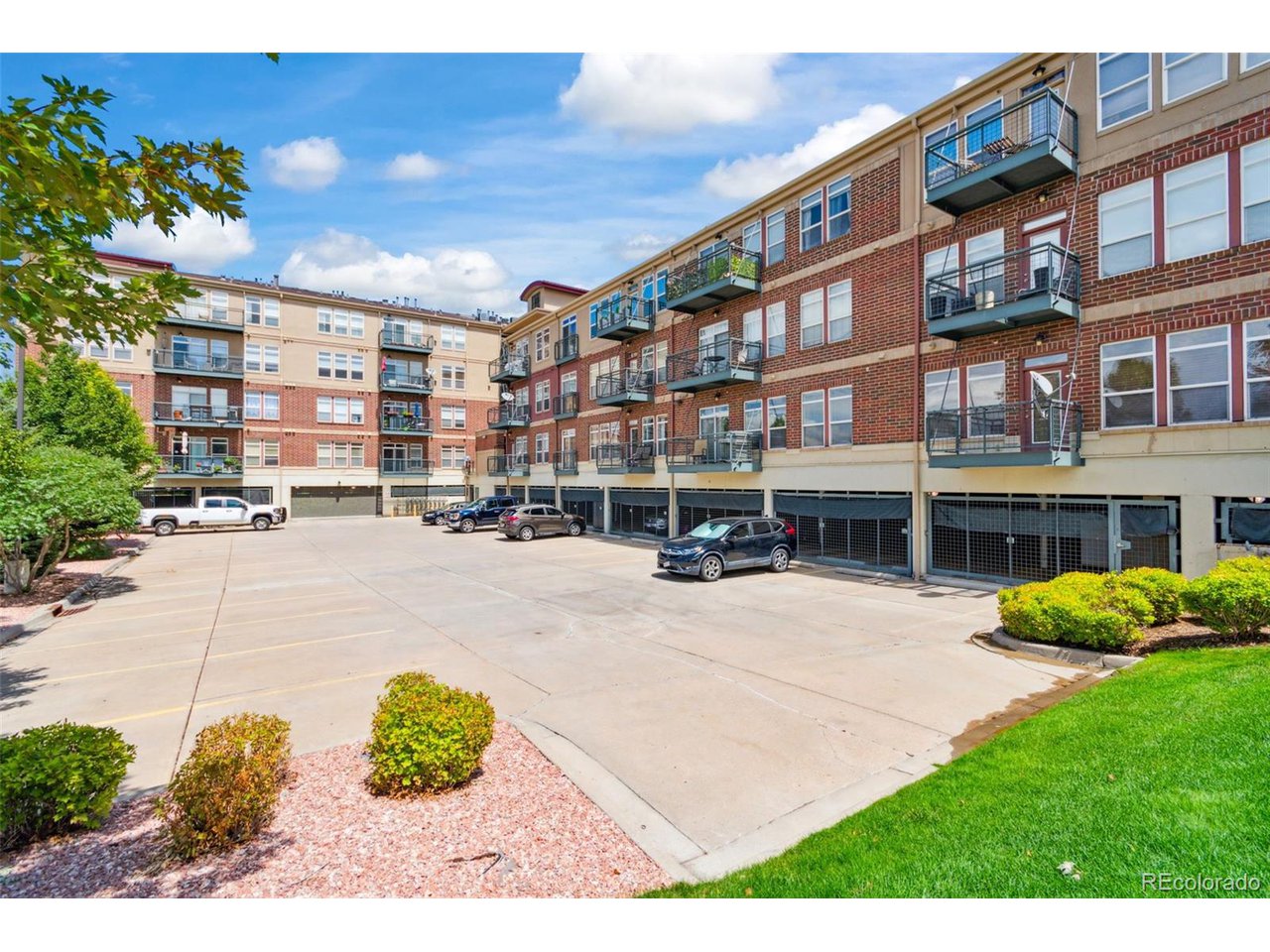 10176 Park Meadows Dr 2114