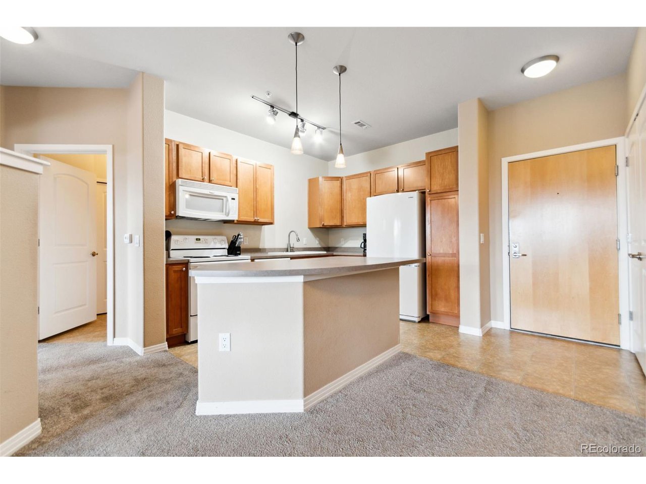 10176 Park Meadows Dr 2114