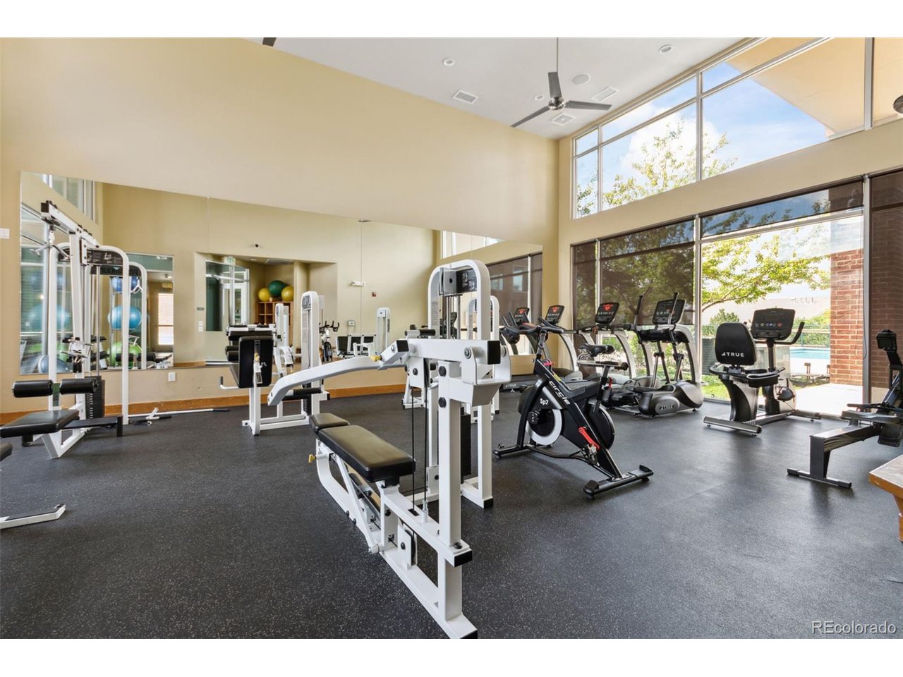 10176 Park Meadows Dr 2114