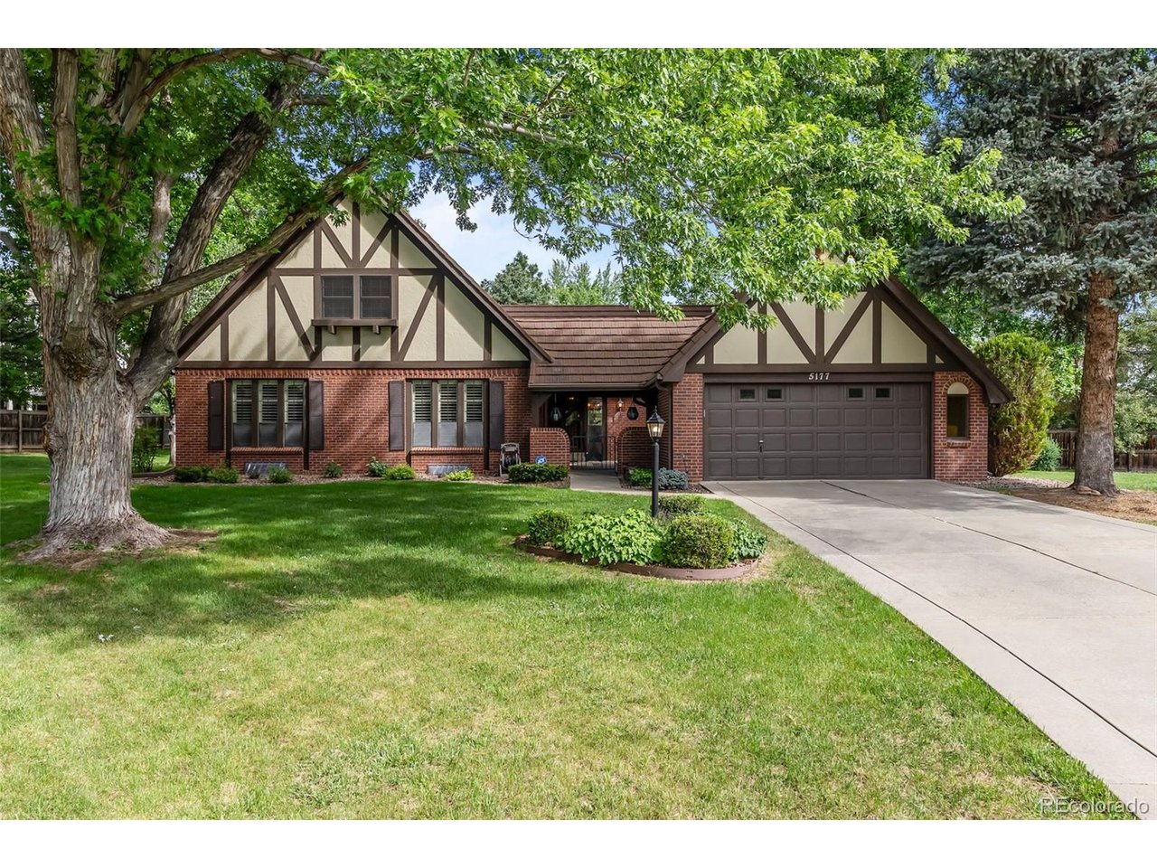 5177 W Lake Pl