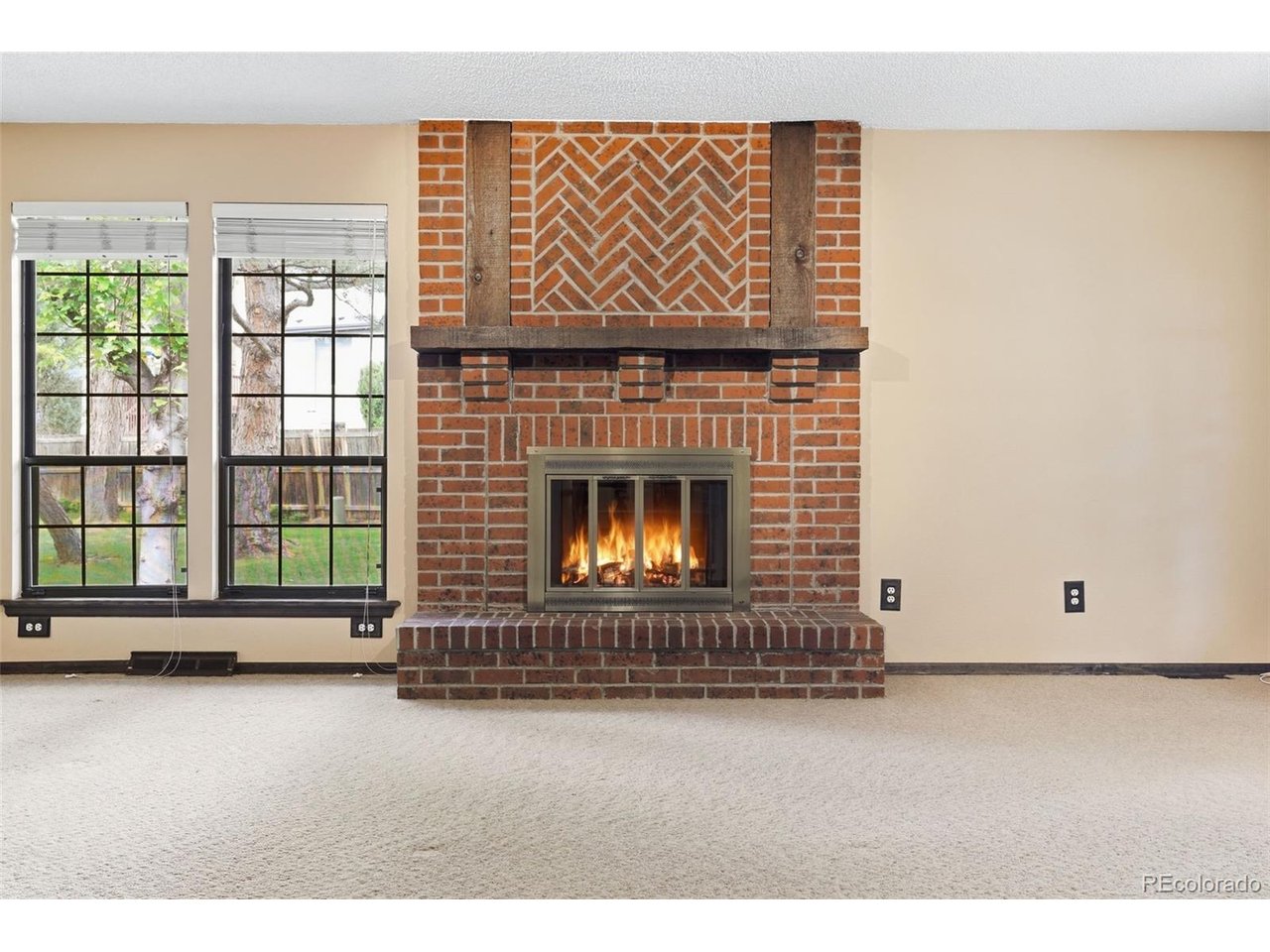 5177 W Lake Pl