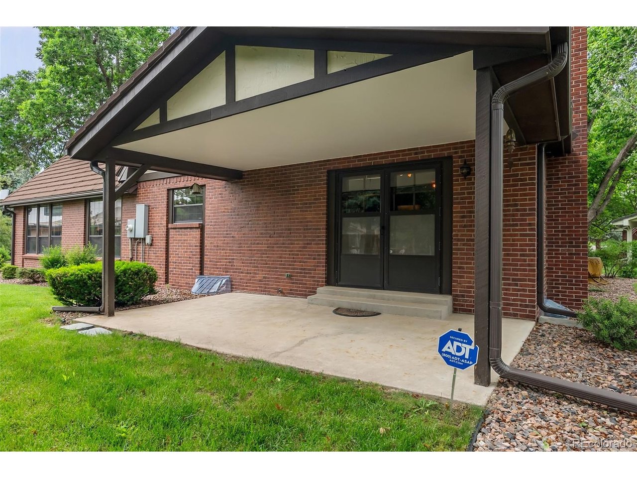 5177 W Lake Pl
