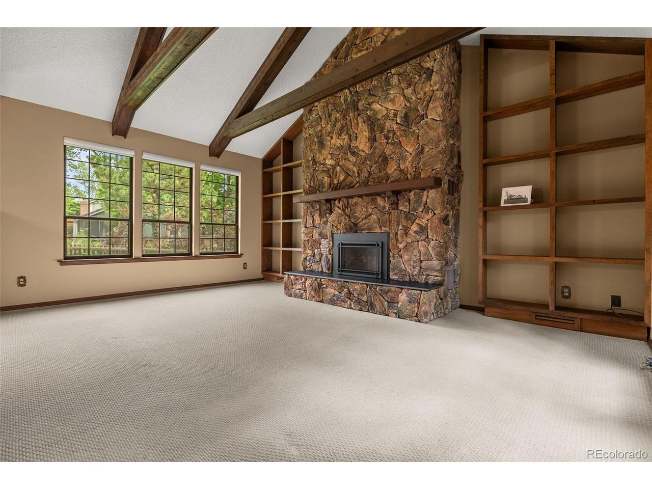 5177 W Lake Pl