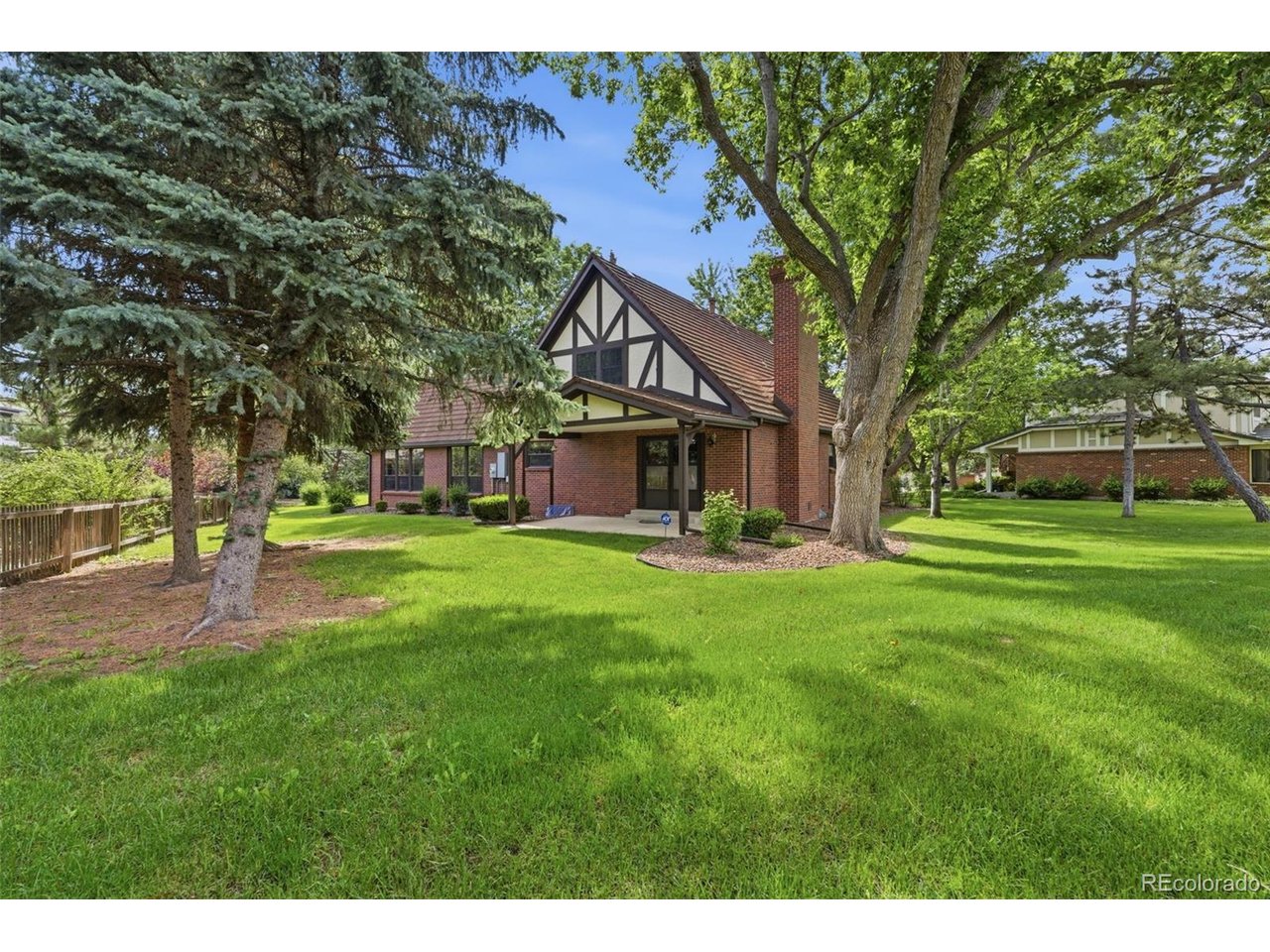 5177 W Lake Pl