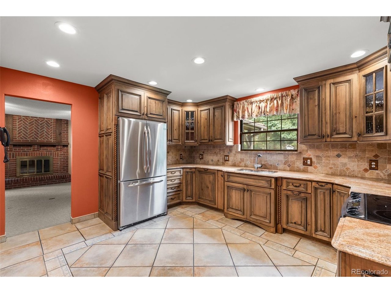 5177 W Lake Pl