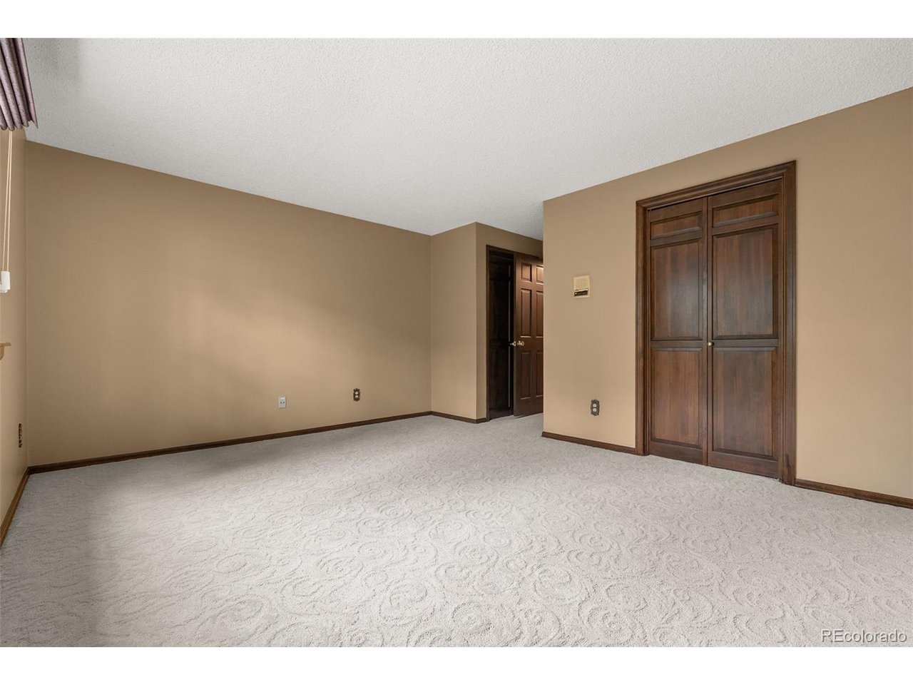 5177 W Lake Pl