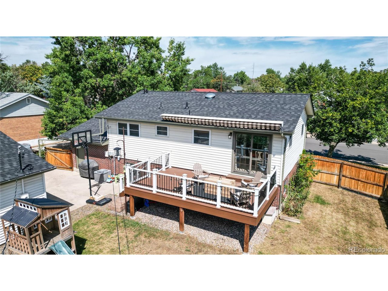 986 E 114th Pl