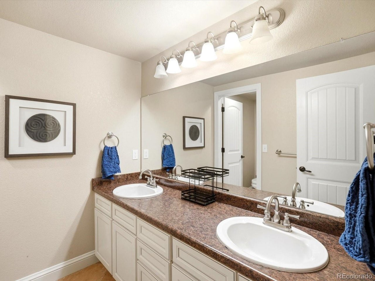10215 W Wesley Dr