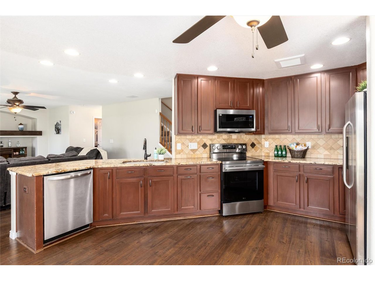 20117 E Dartmouth Dr