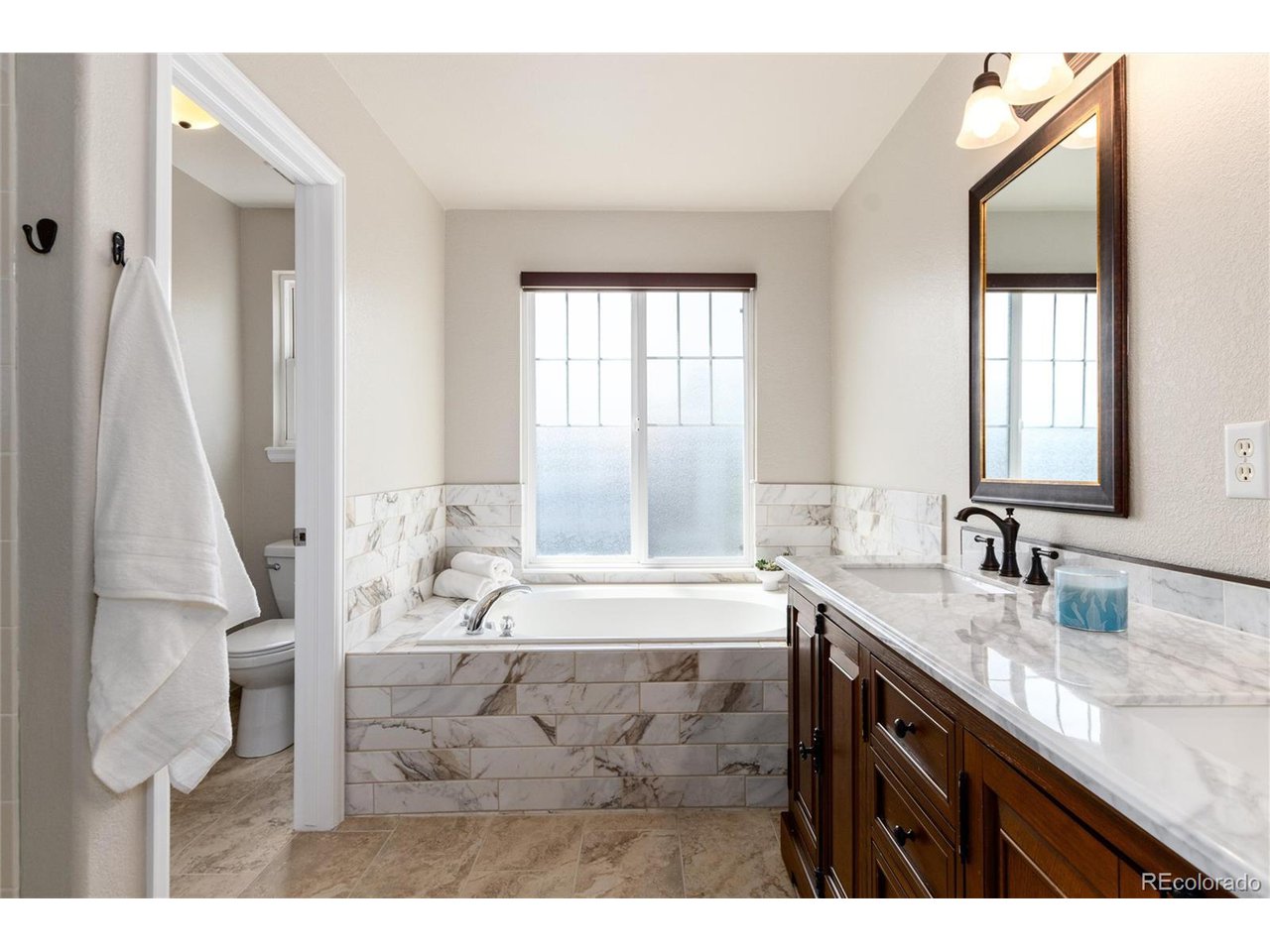 20117 E Dartmouth Dr