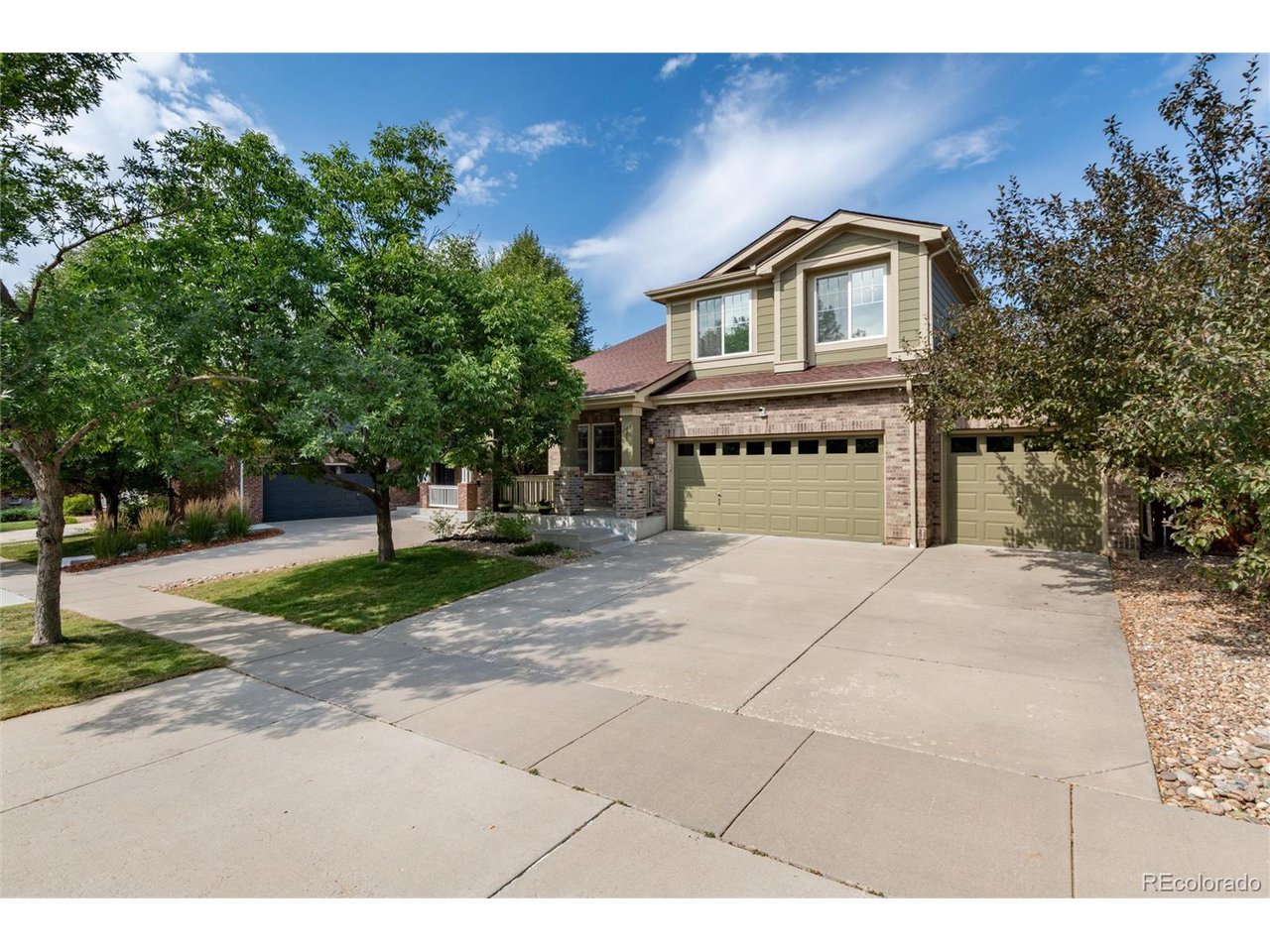 20117 E Dartmouth Dr