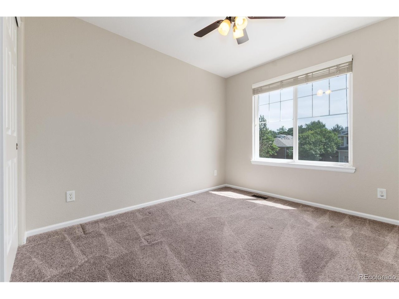 20117 E Dartmouth Dr