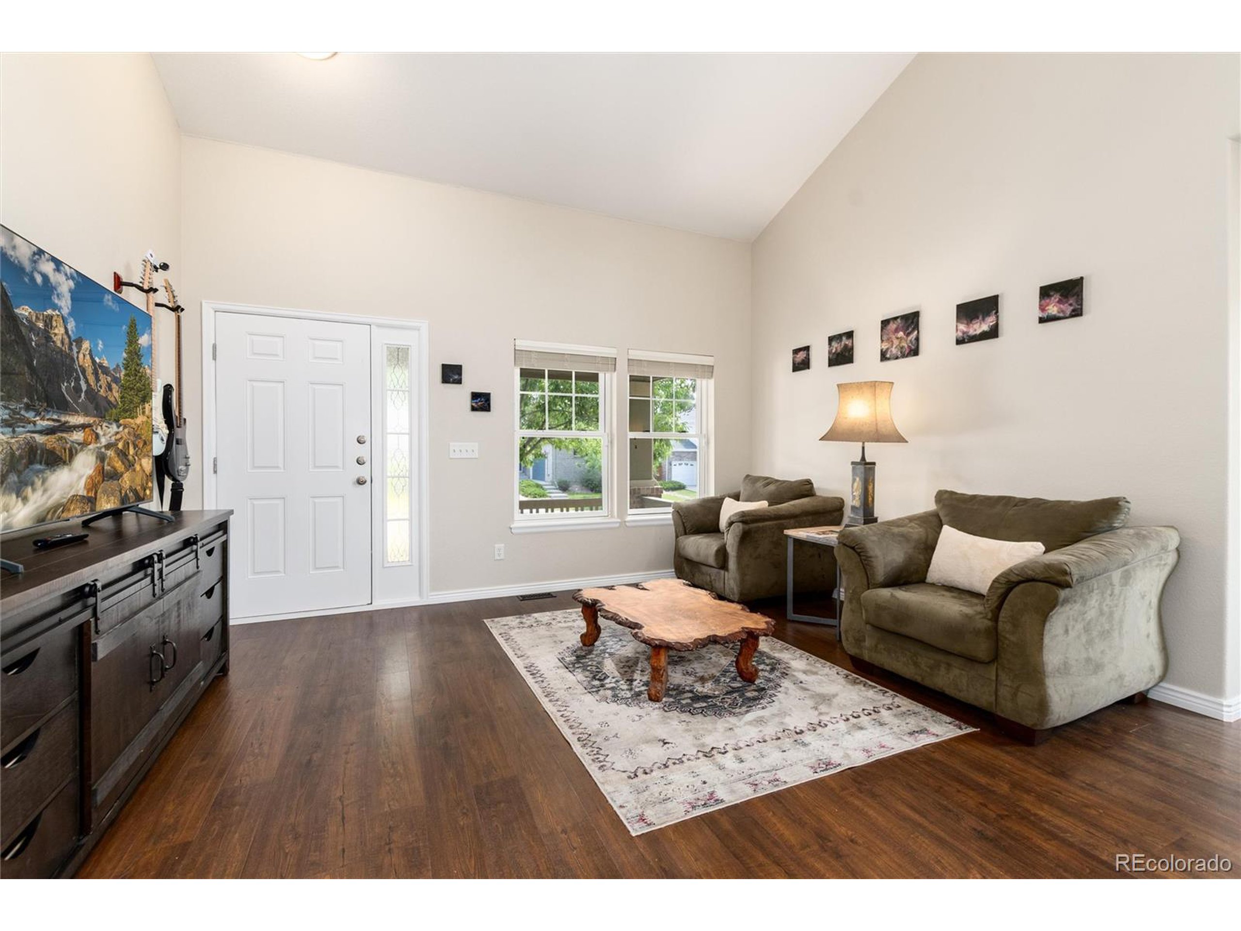 20117 E Dartmouth Dr