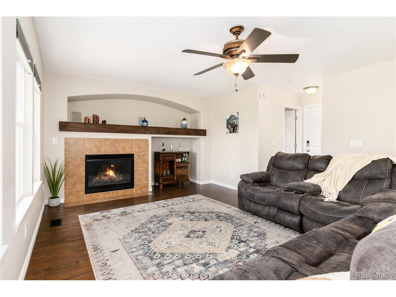 20117 E Dartmouth Dr