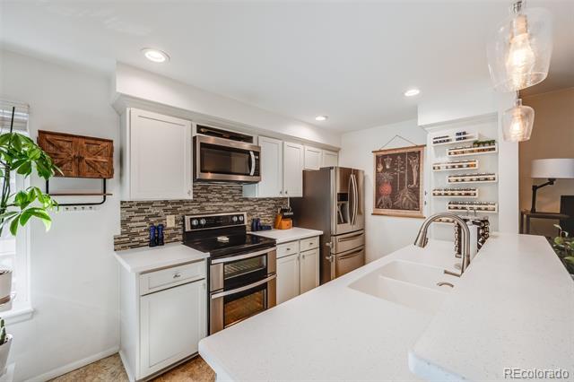2022 S Helena Street Unit: G