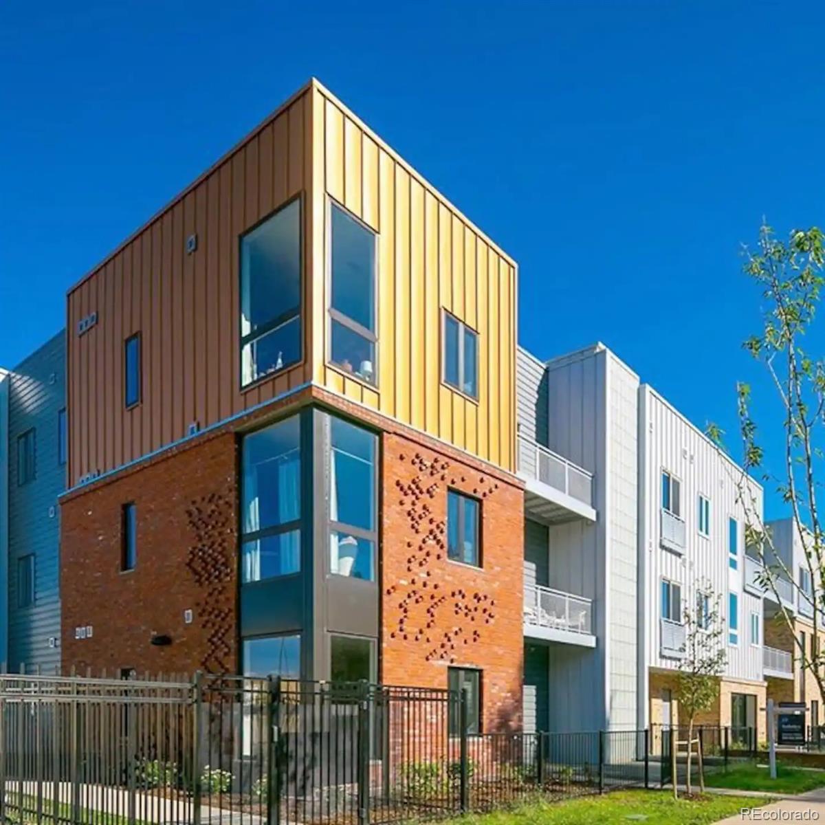 2525 Arapahoe Street Unit: RD311