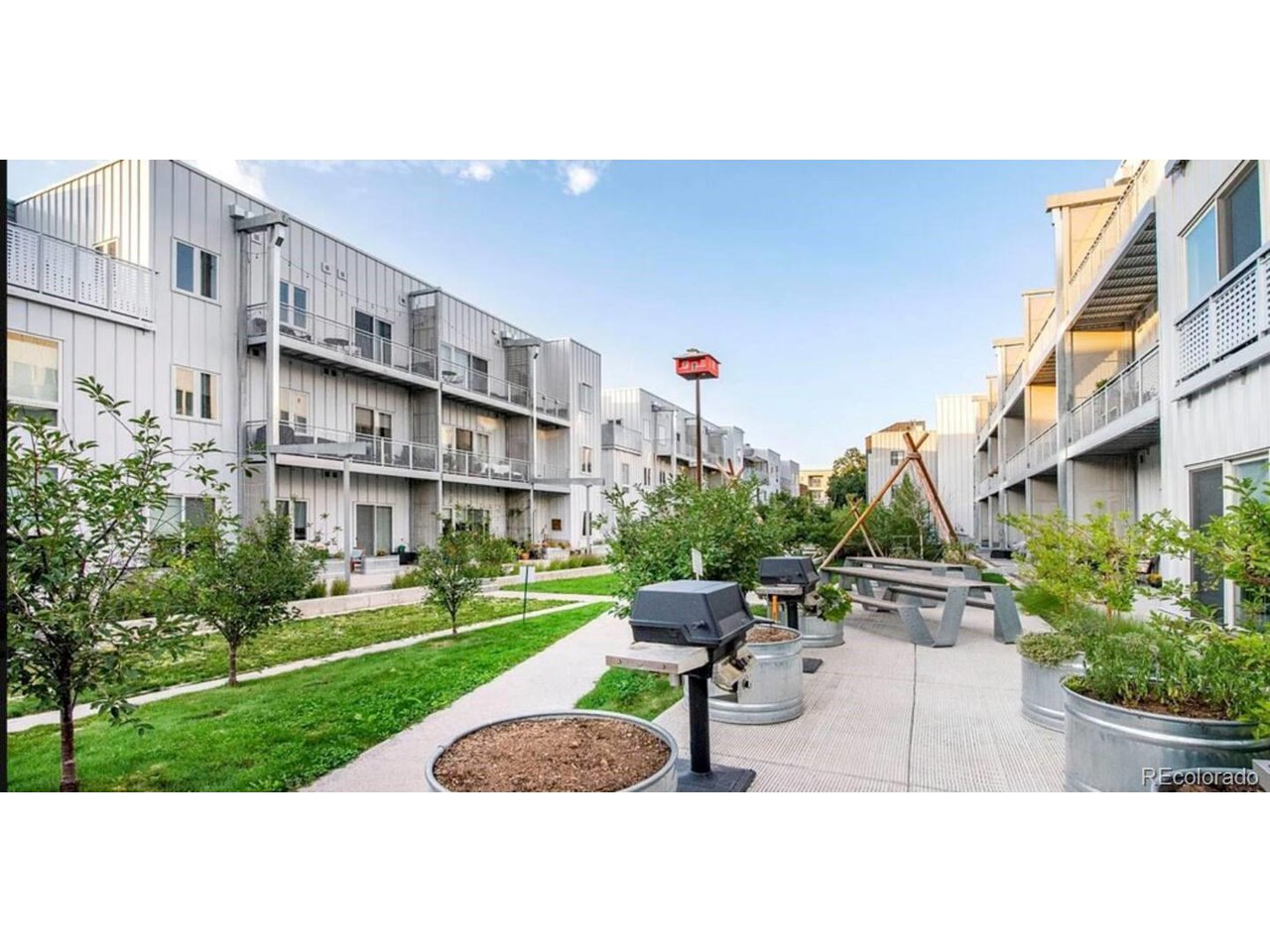 2525 Arapahoe St RD311