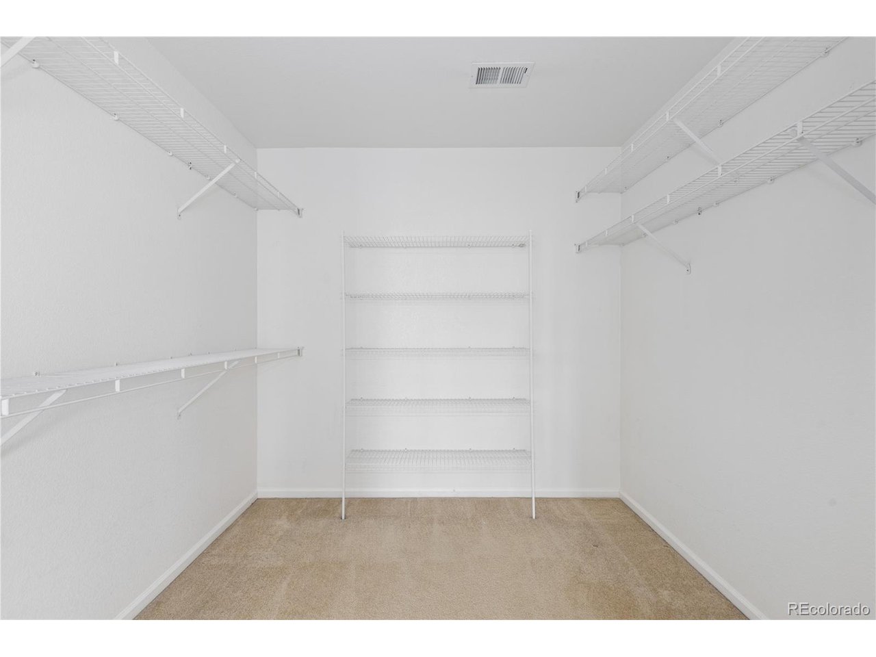 4133 Black Feather Trl