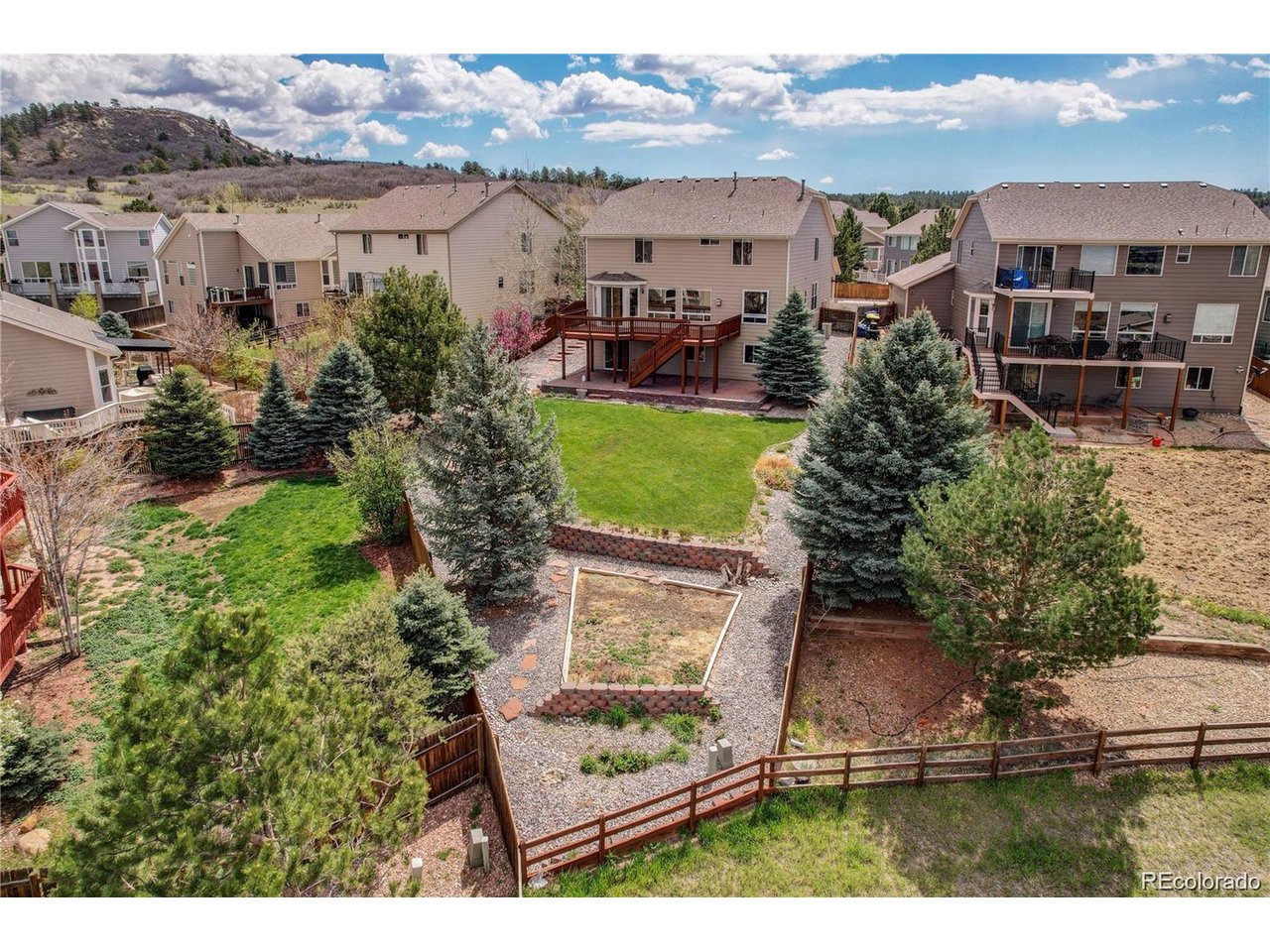 4133 Black Feather Trl