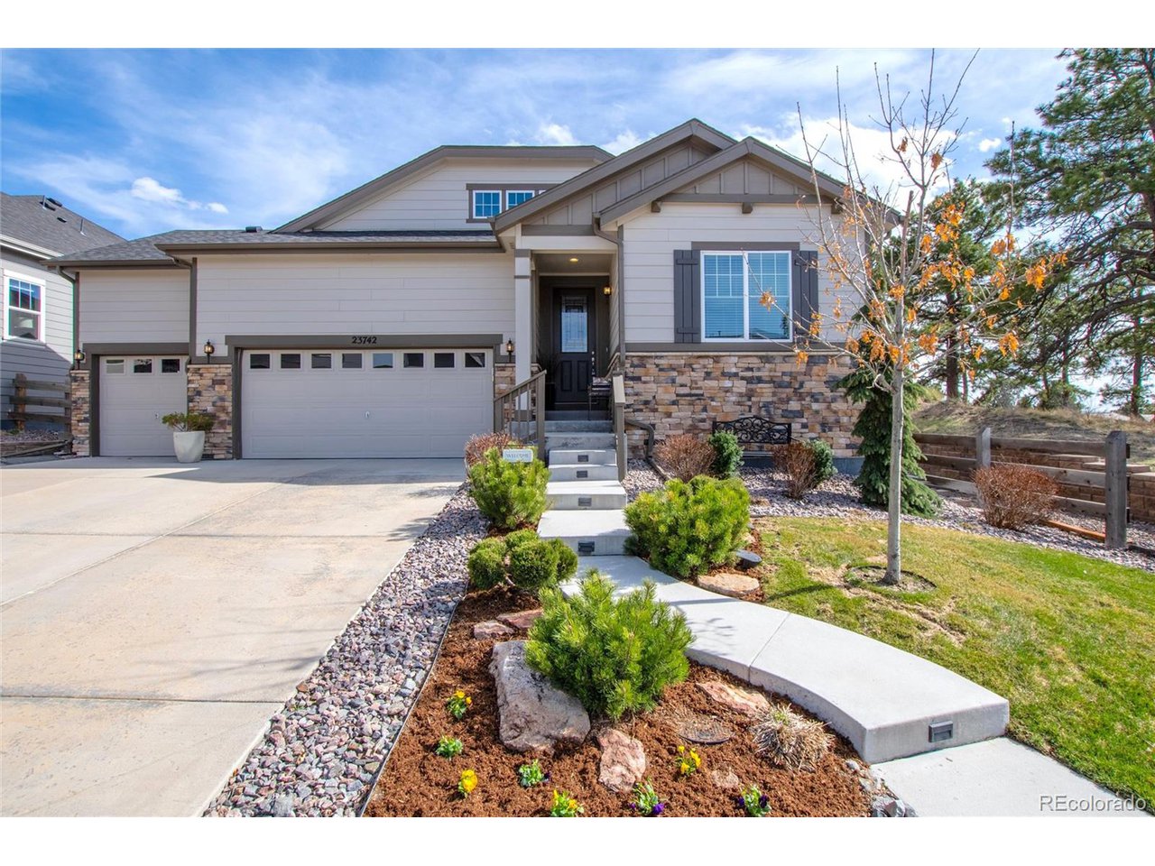 23742 E Calhoun Ave