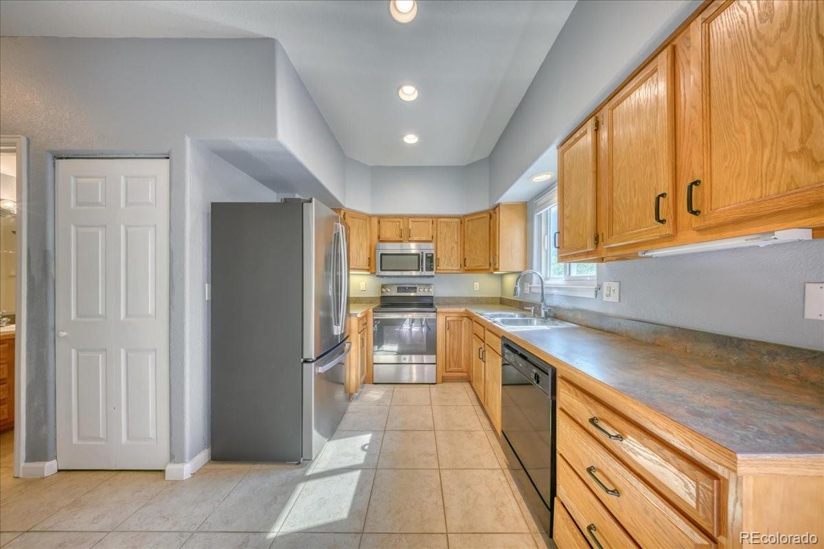1787 Mountain Creek Drive Unit: 14