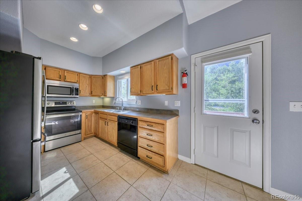 1787 Mountain Creek Drive Unit: 14