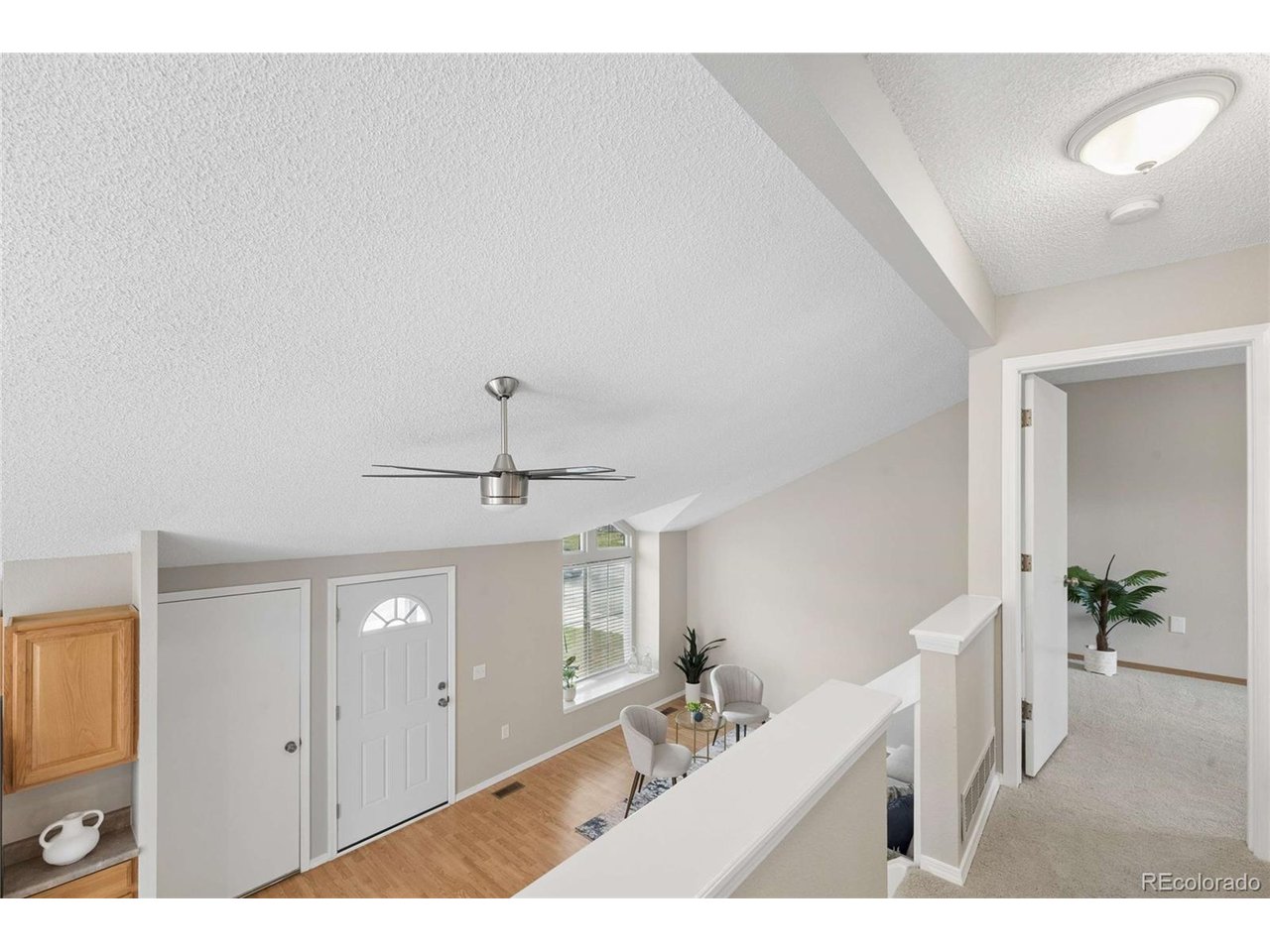 3734 Canterbury Cir