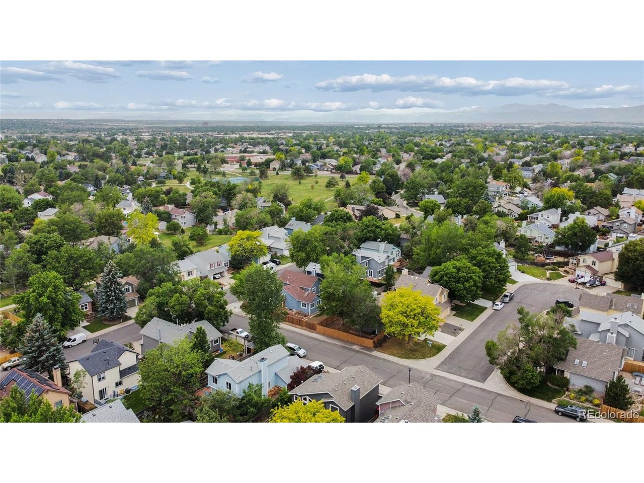 3734 Canterbury Cir