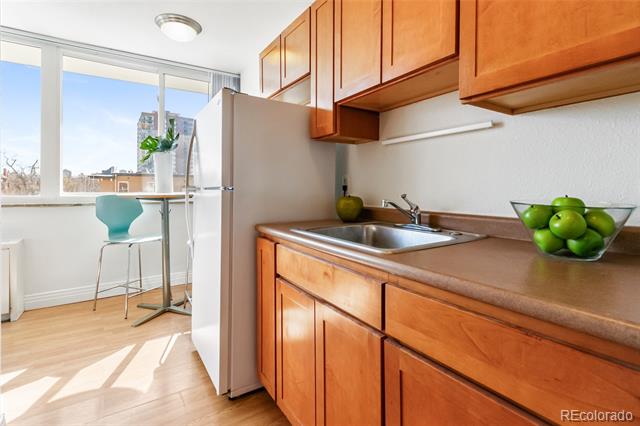 1196 N Grant Street Unit: 405