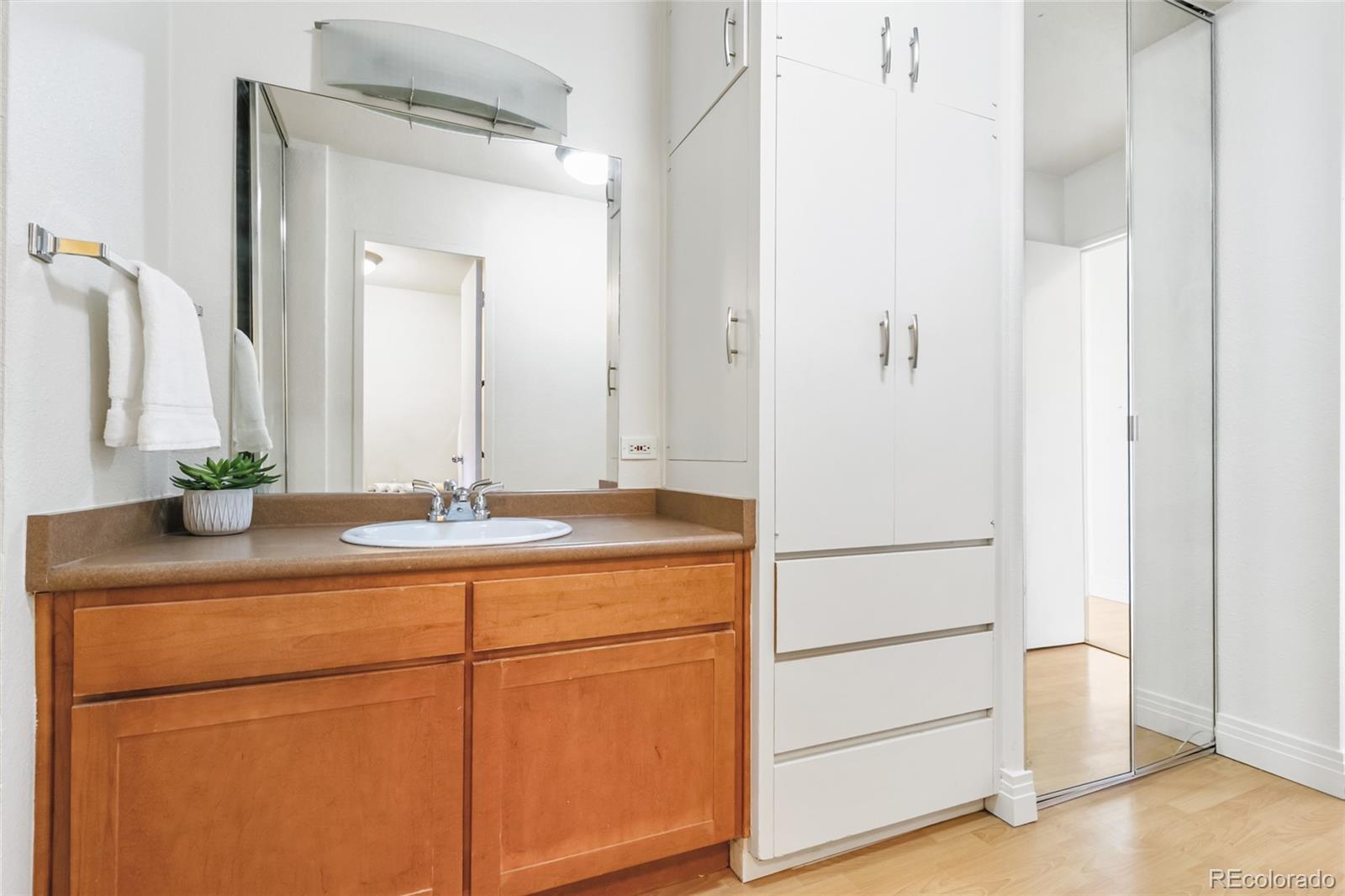 1196 N Grant Street Unit: 405