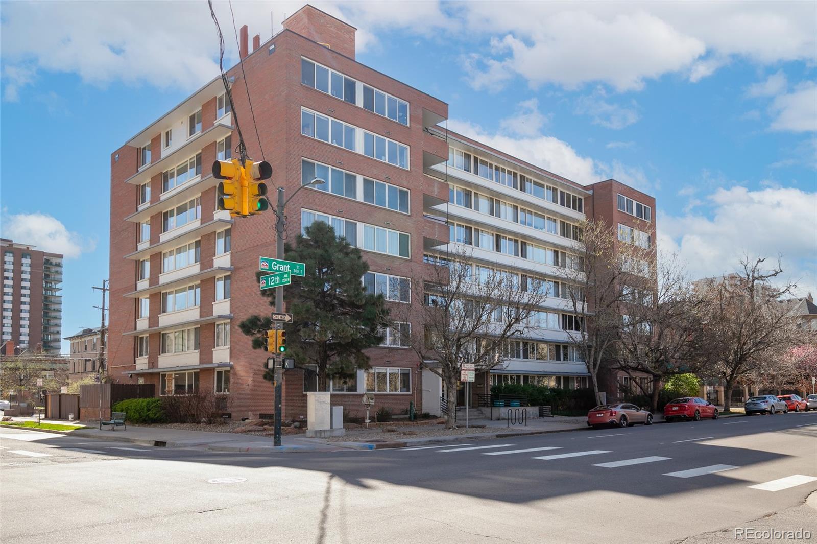 1196 N Grant Street Unit: 405
