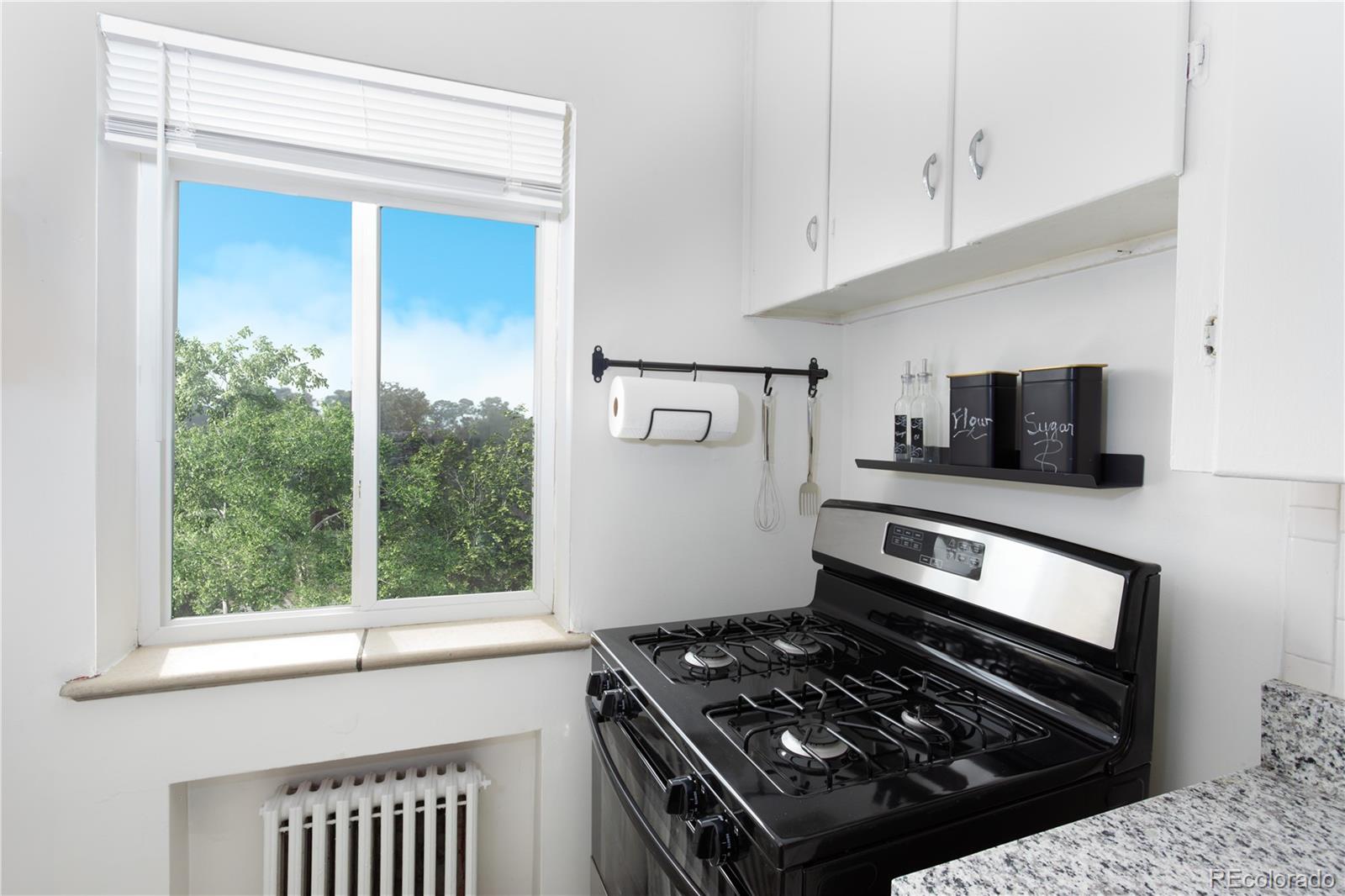 85 N Grant Street Unit: 27