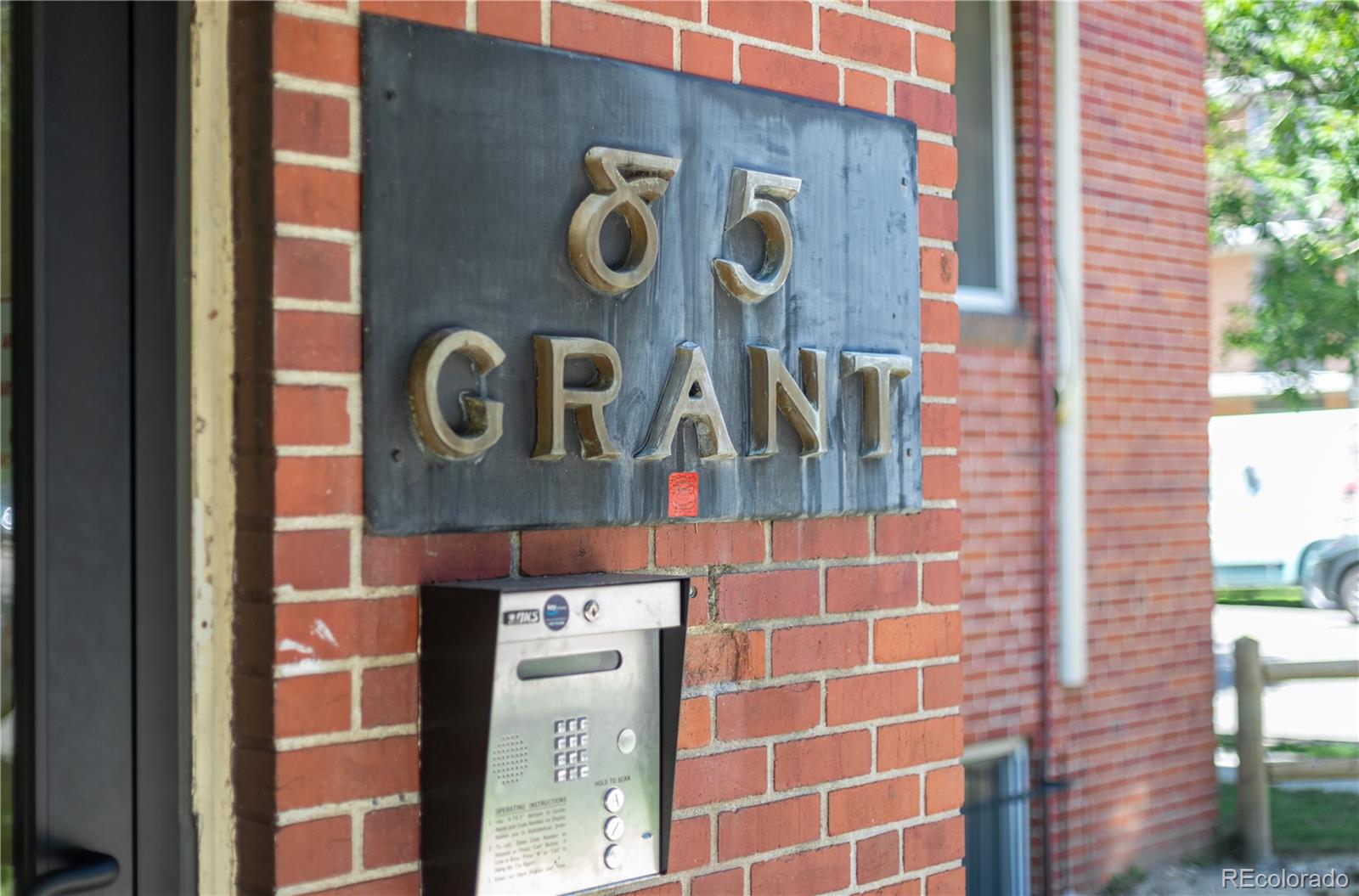 85 N Grant Street Unit: 27