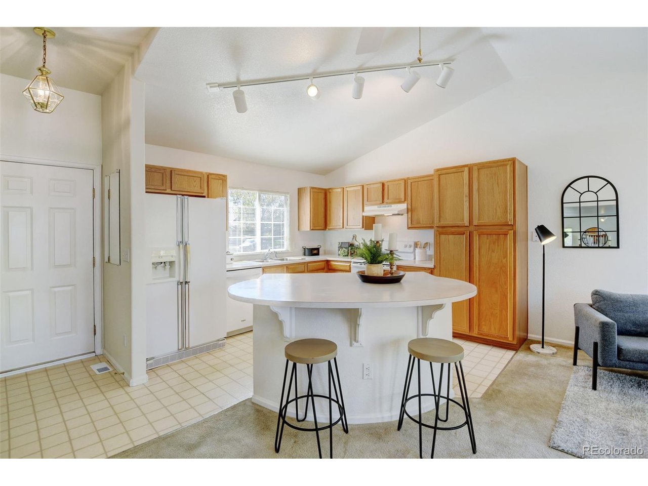 1884 Wilson Cir
