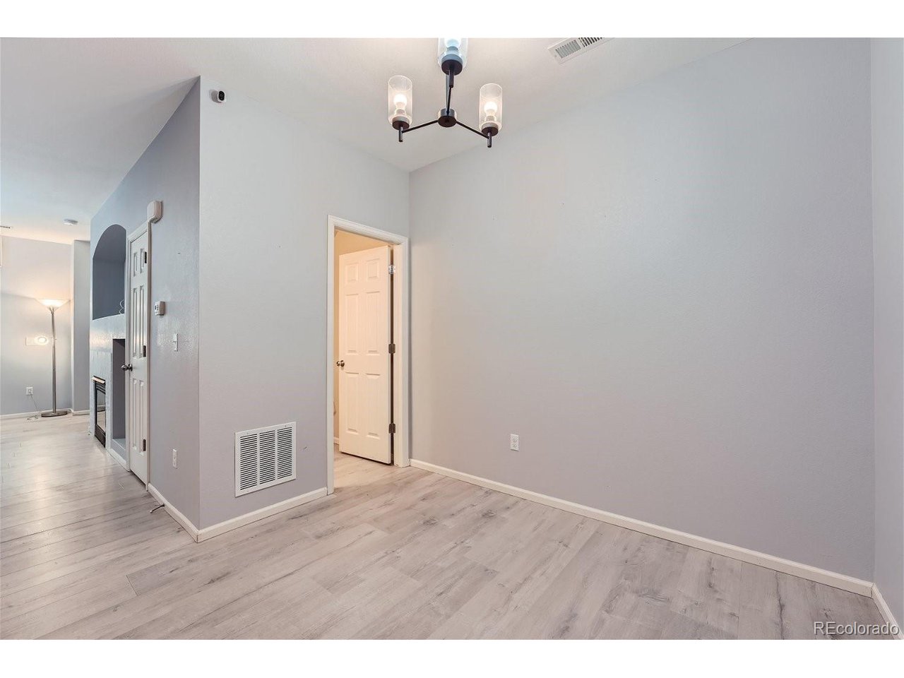 11214 Osage Cir B