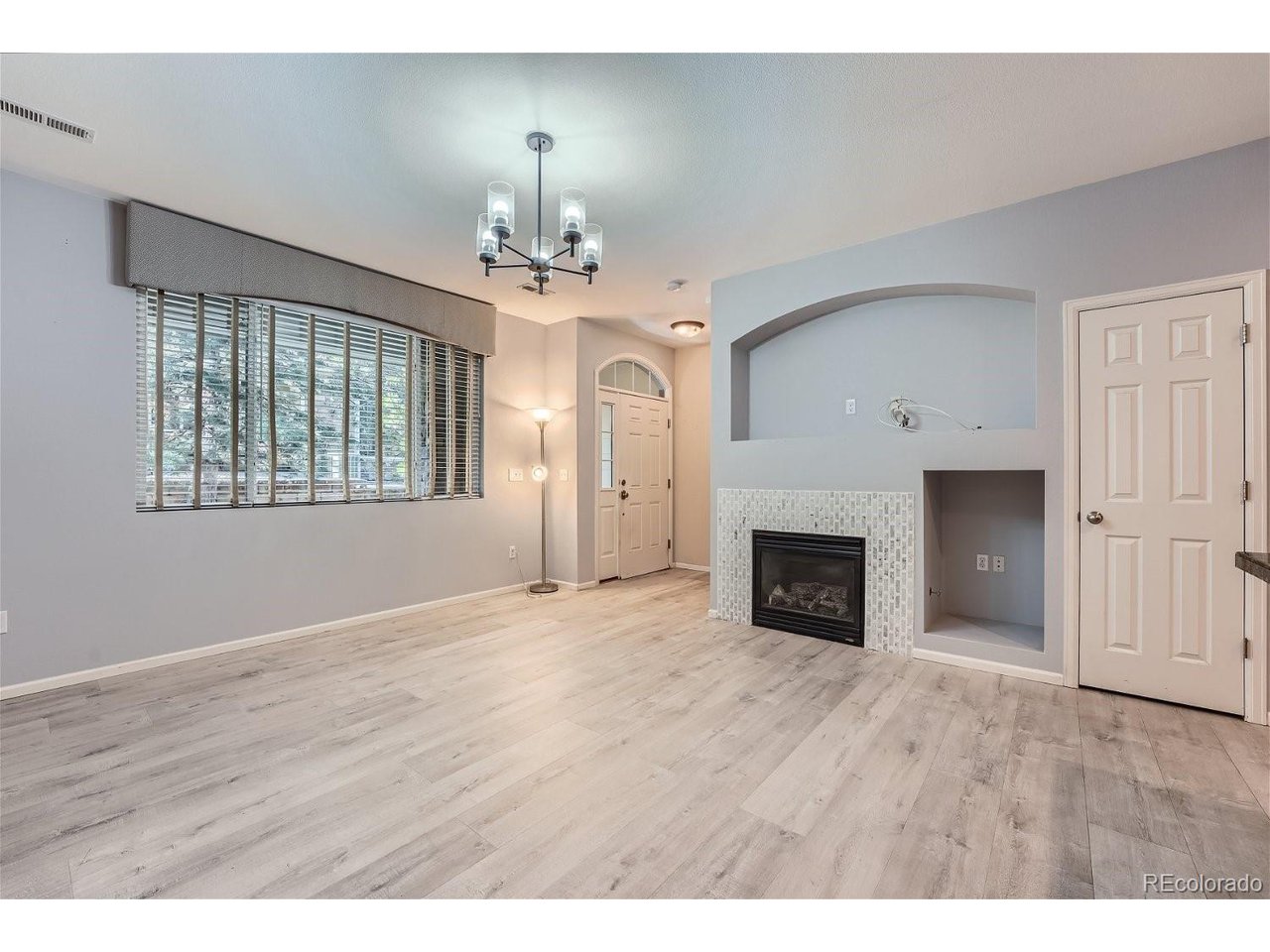 11214 Osage Cir B