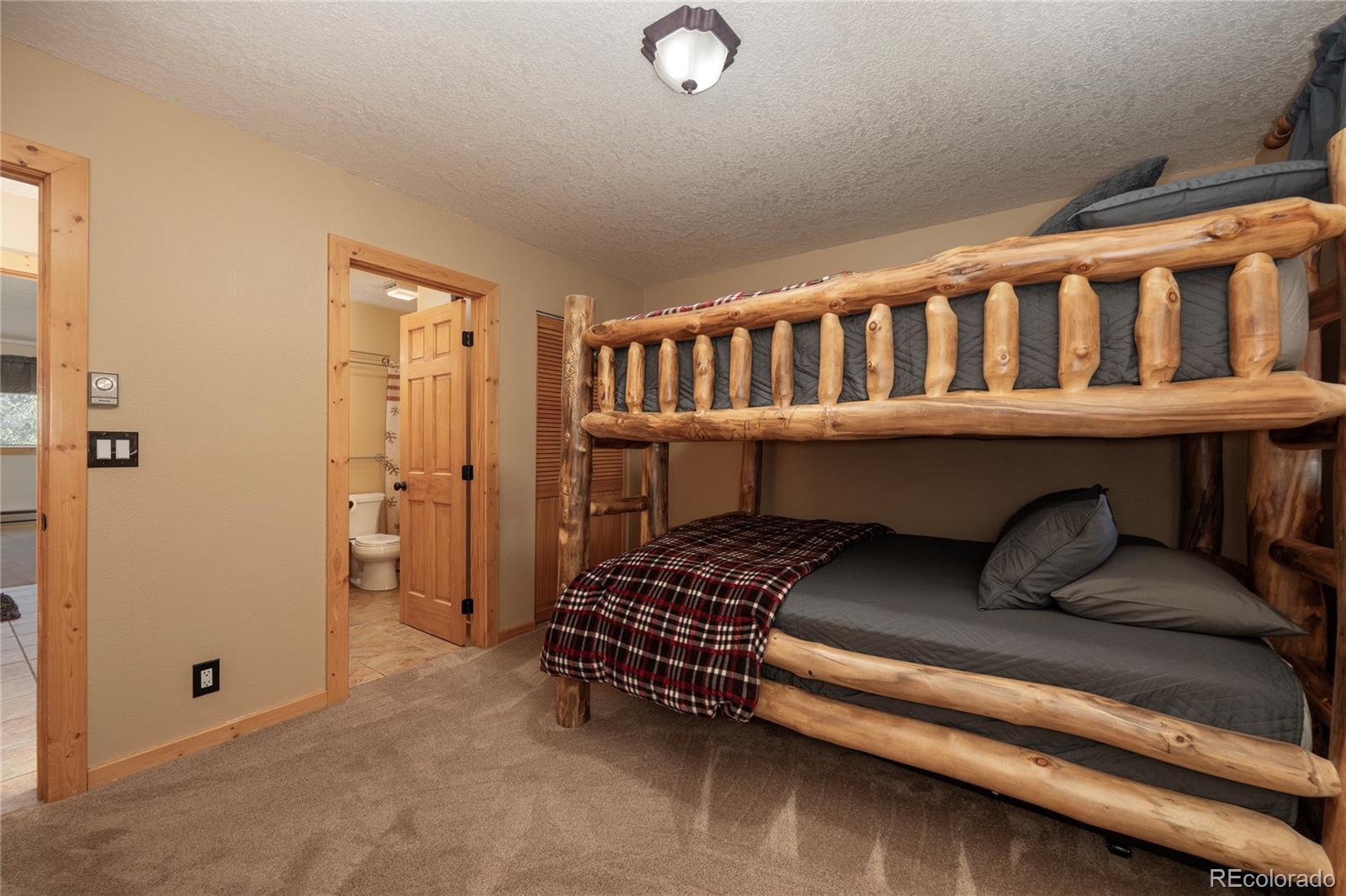 220 GCR 702 Unit: 20-301