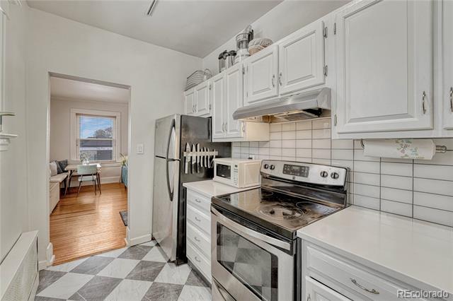 1100 N Marion Street Unit: 4