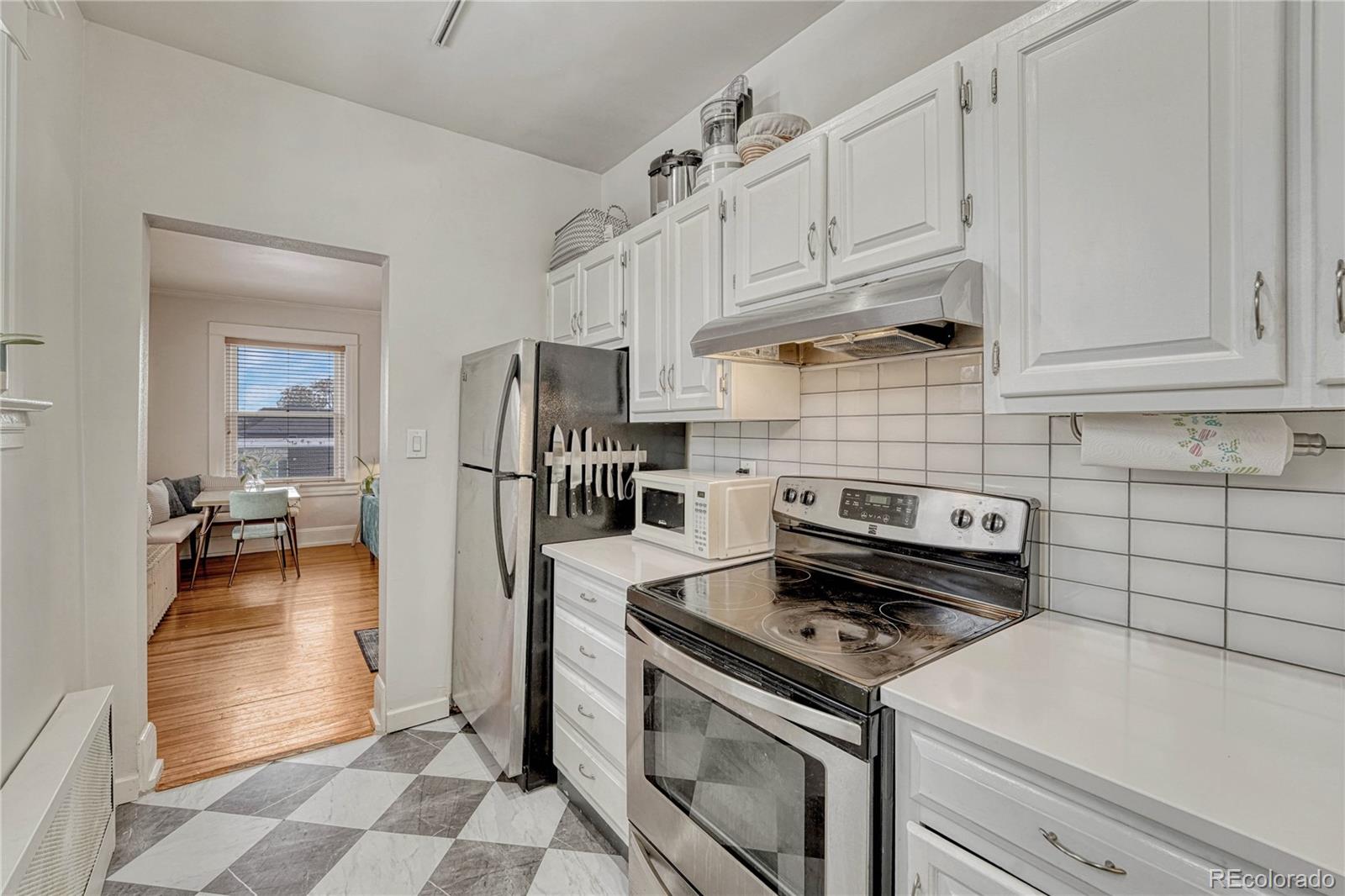1100 N Marion Street Unit: 4