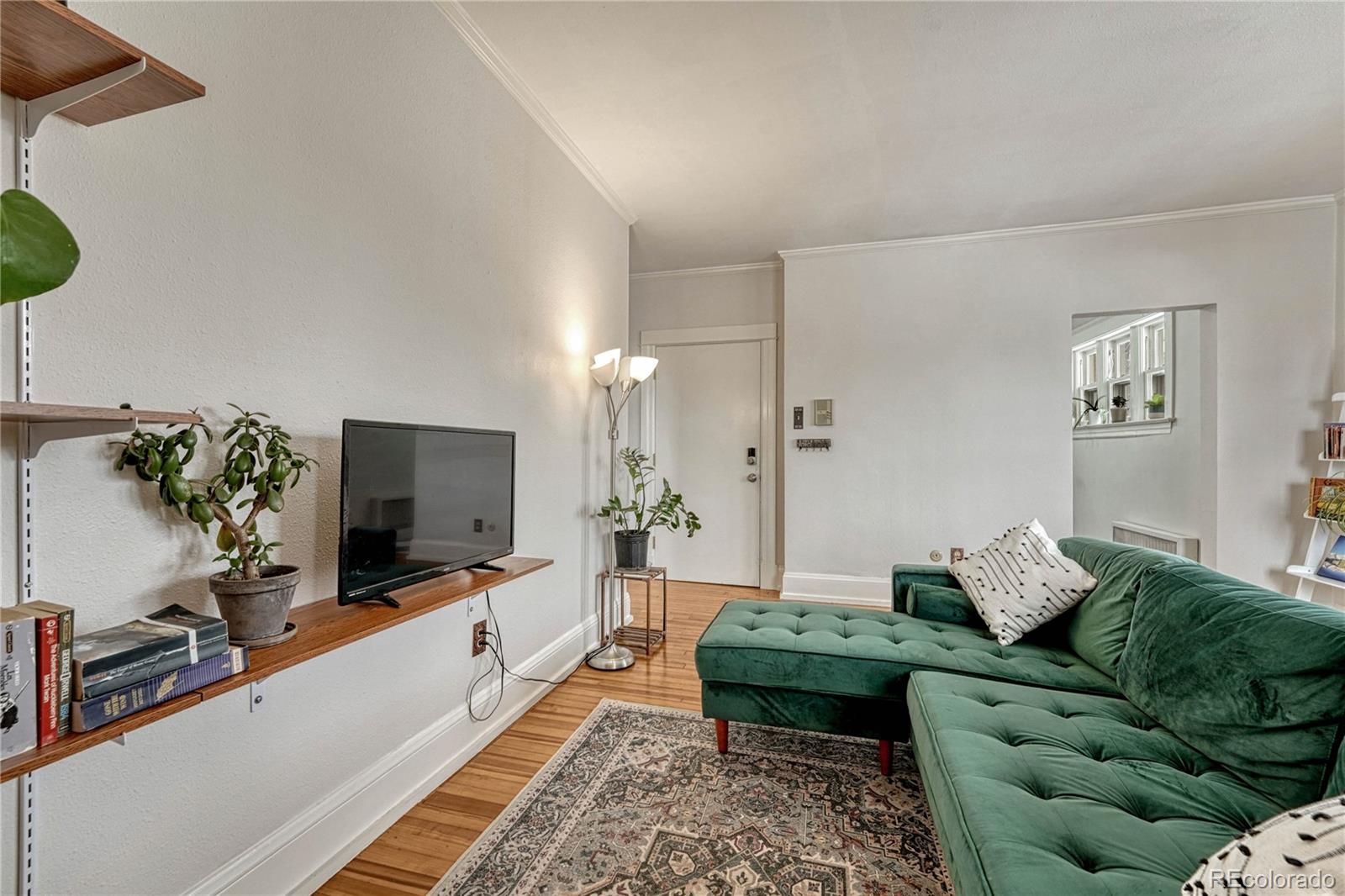1100 N Marion Street Unit: 4