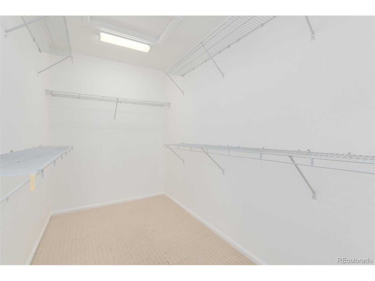 7801 Universal Ct