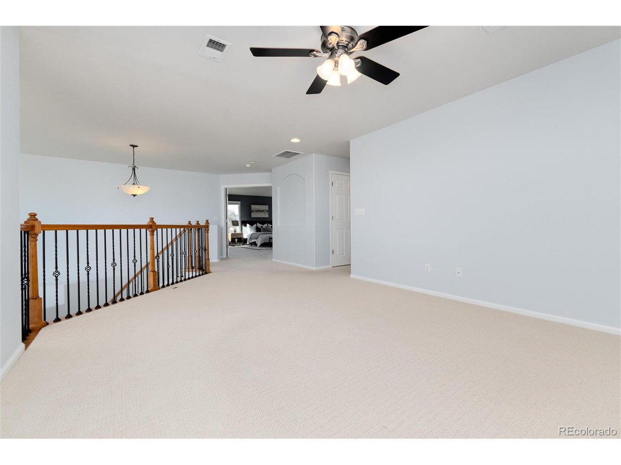 7801 Universal Ct