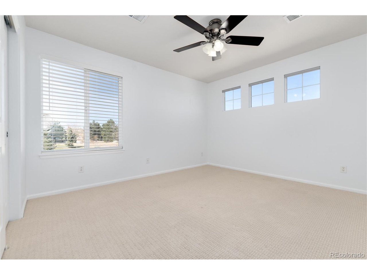 7801 Universal Ct