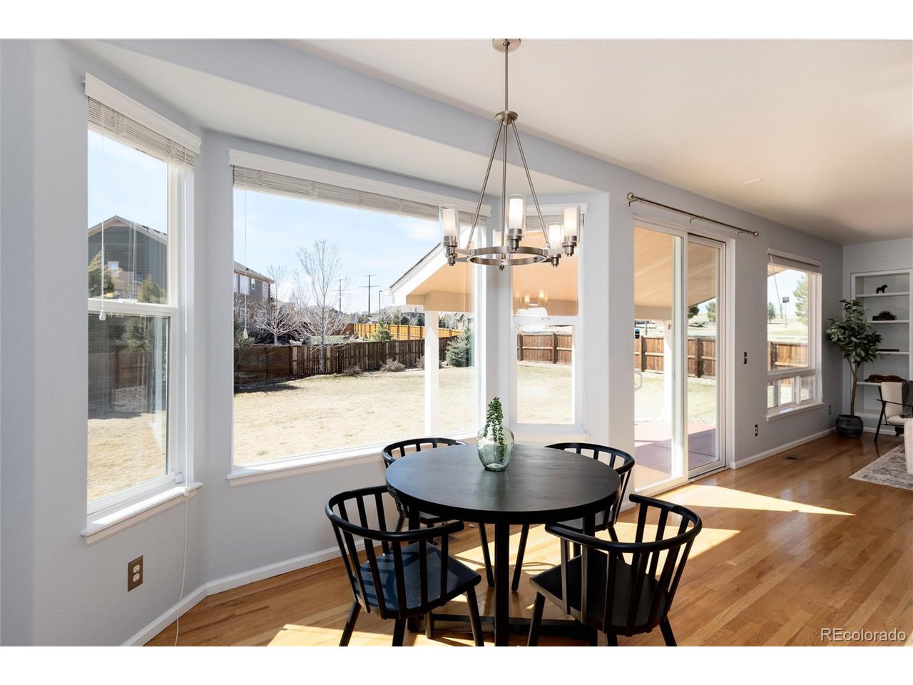 7801 Universal Ct