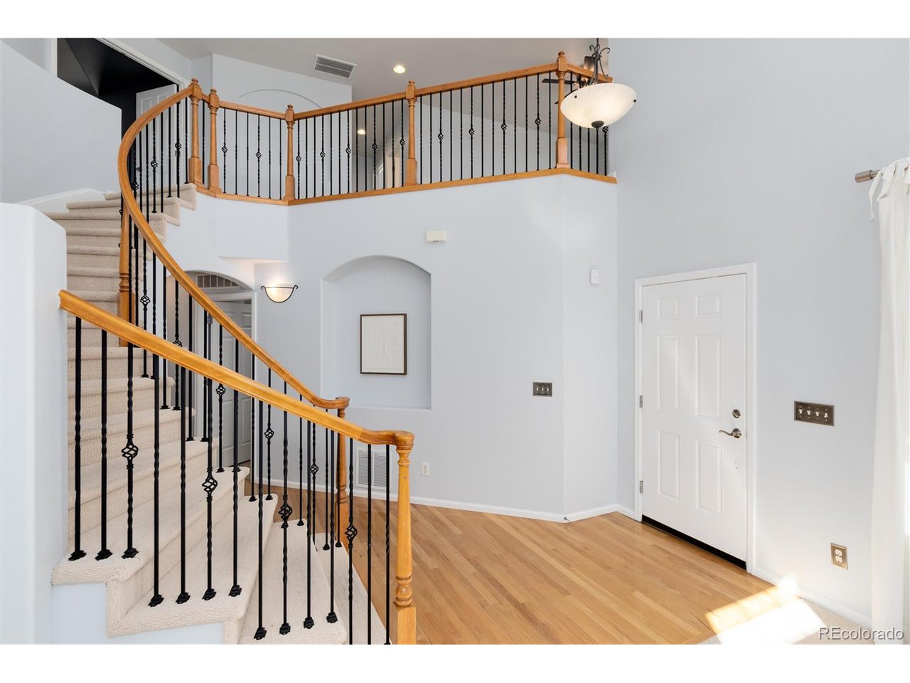 7801 Universal Ct
