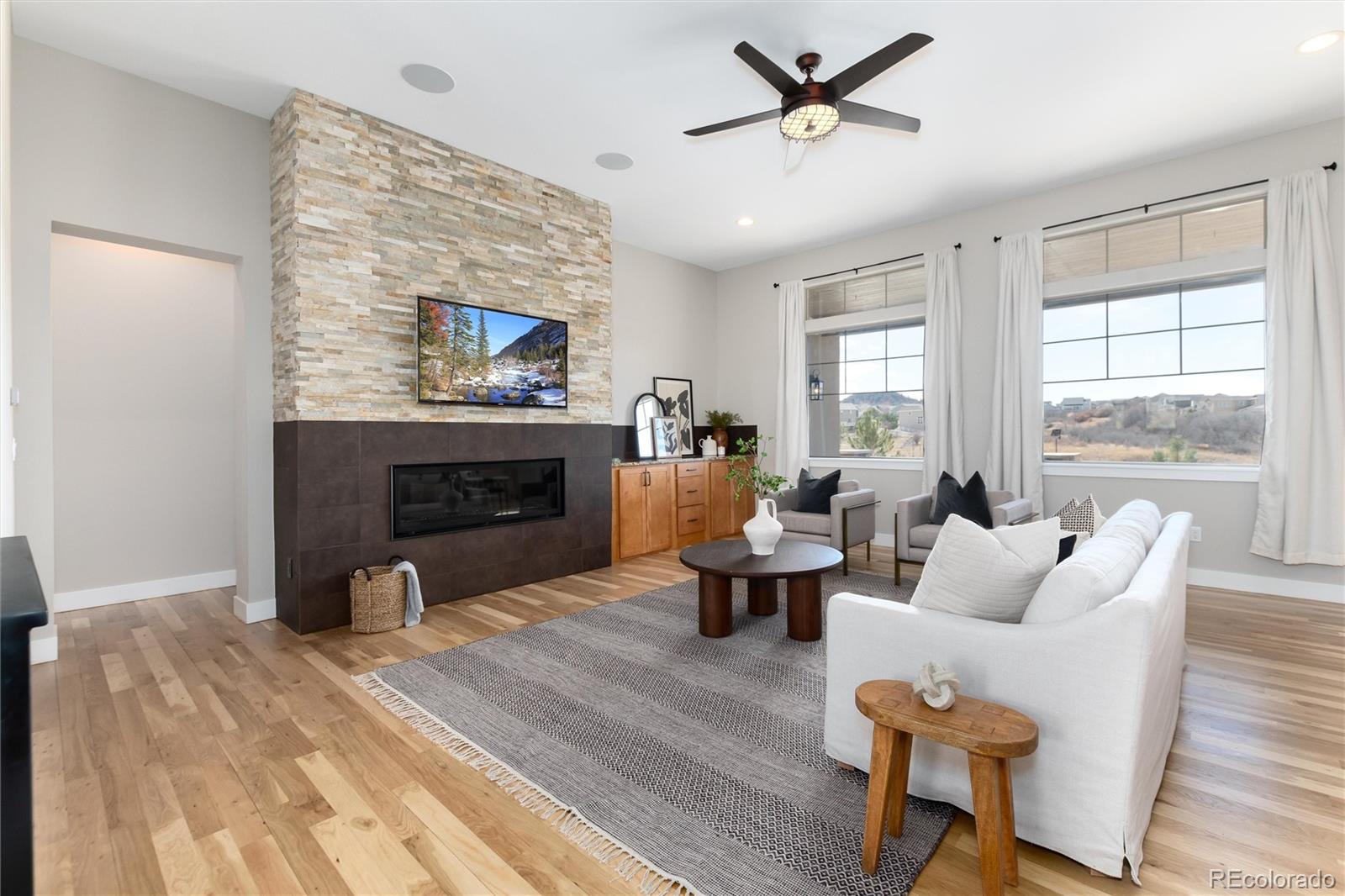 372 Castlemaine Court